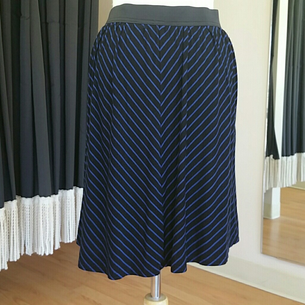 Stripped skirt